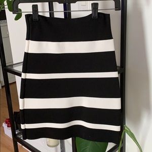 BCBG maxazria bandage skirt